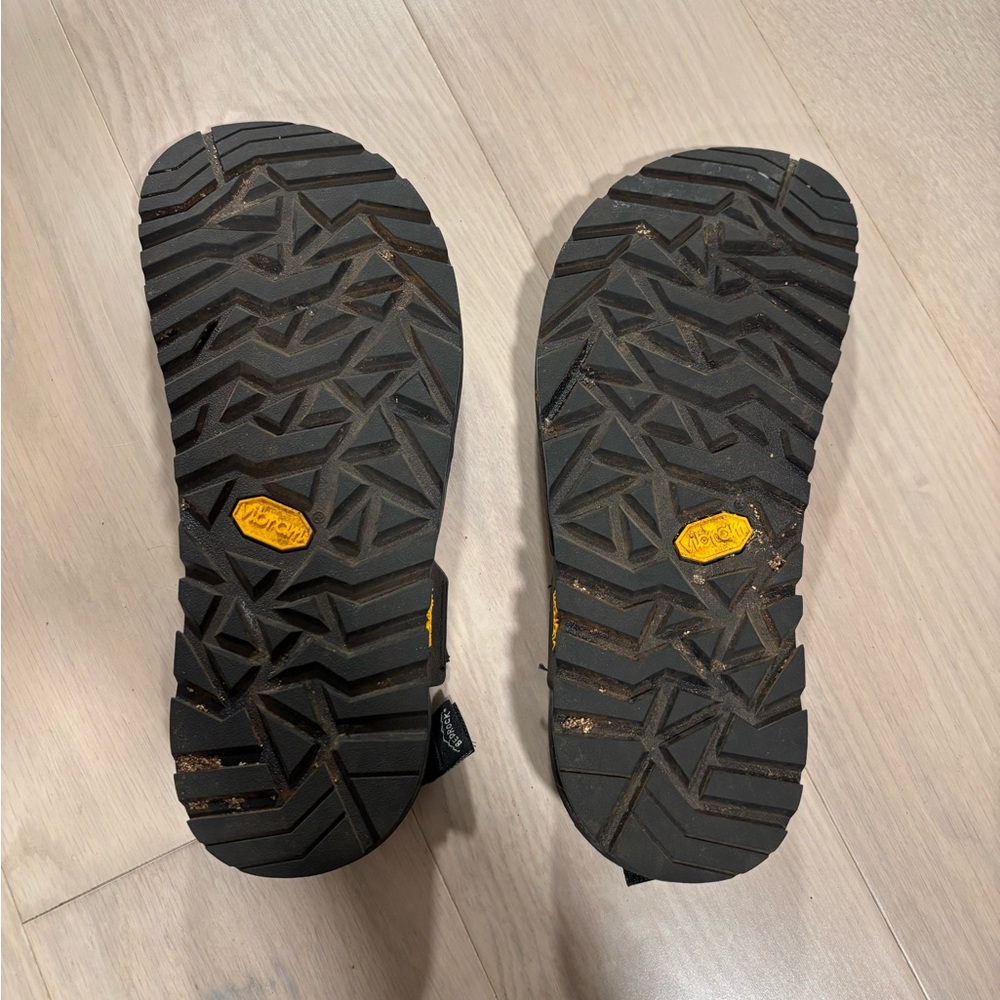 Bedrock Sandals - image 2